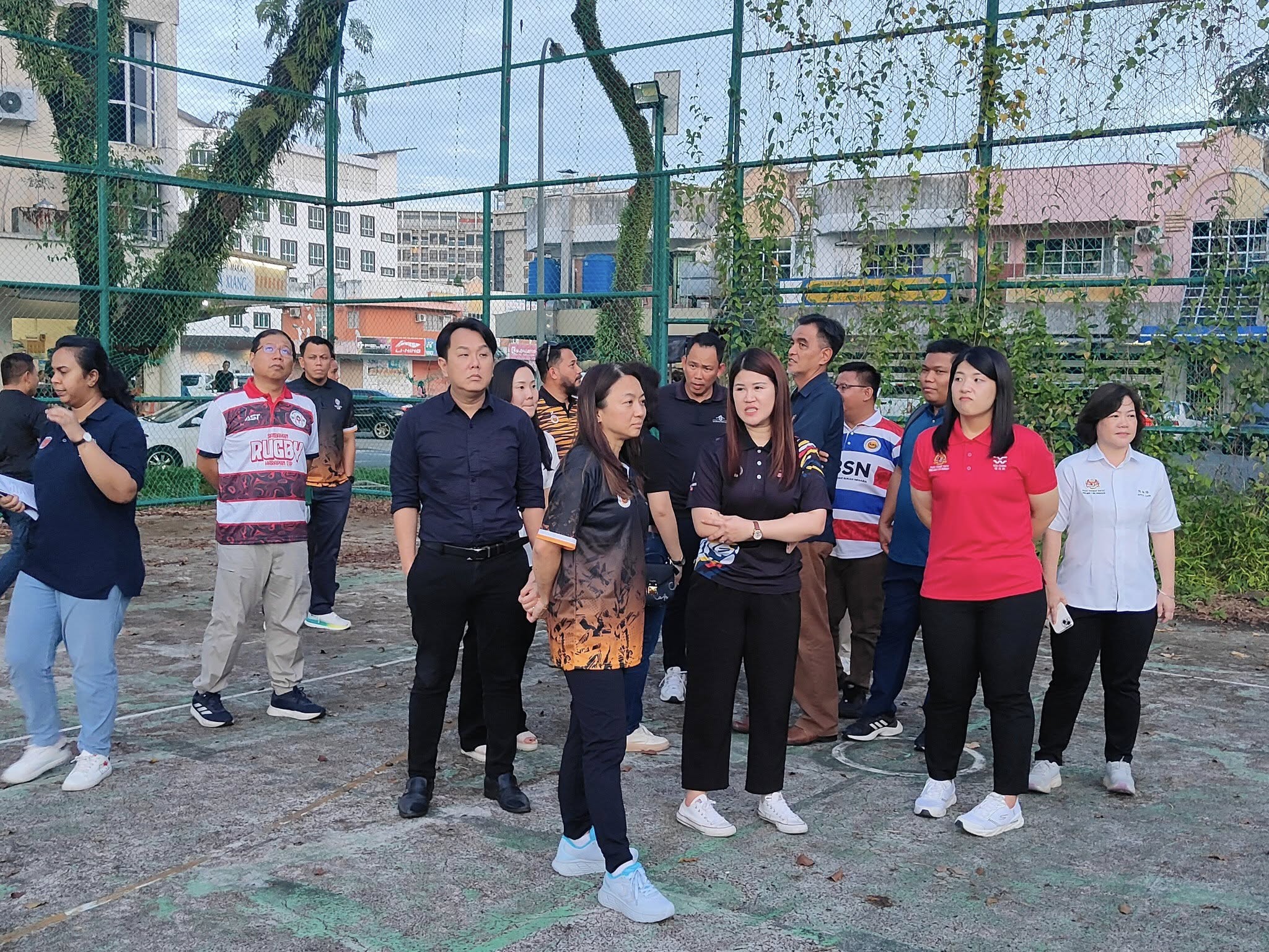 LAWATAN TAPAK BAGI PERMOHONAN NAIK TARAF GELANGGANG FUTSAL TAMAN DAMAI SANDAKAN